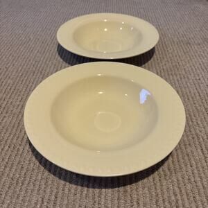 SET of 2 - Gail Pittman Hospitality Collection Bowls, Butter Cream 9.75”